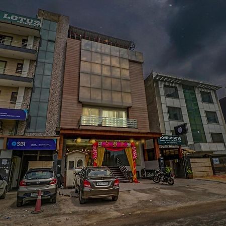 Townhouse 450 Dwarka Hotel Delhi  Buitenkant foto