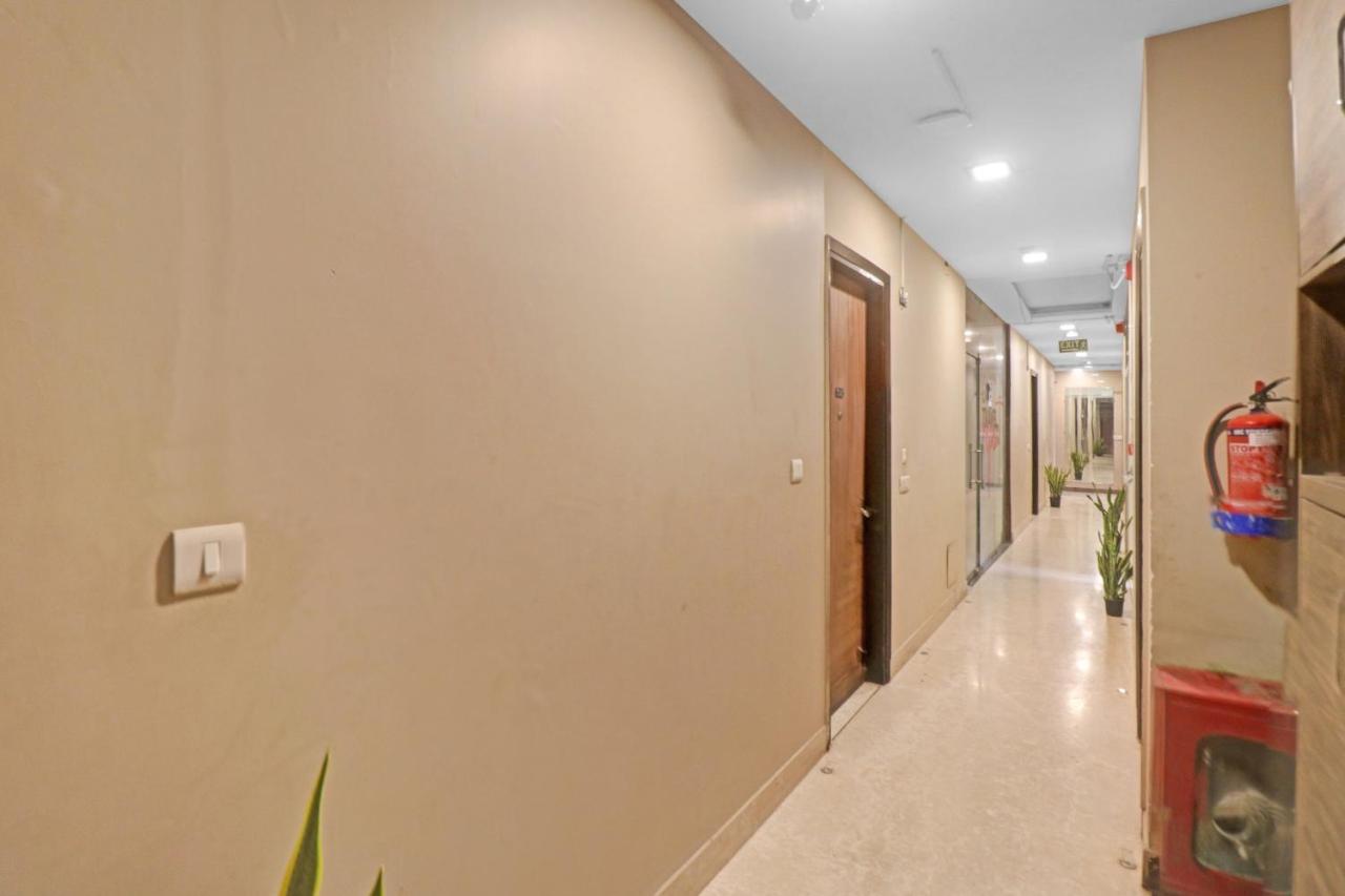 Townhouse 450 Dwarka Hotel Delhi  Buitenkant foto