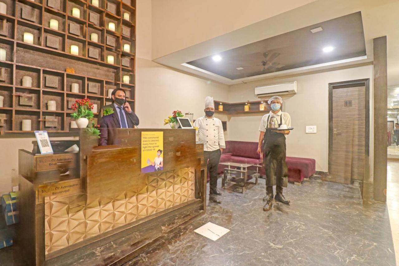 Townhouse 450 Dwarka Hotel Delhi  Buitenkant foto