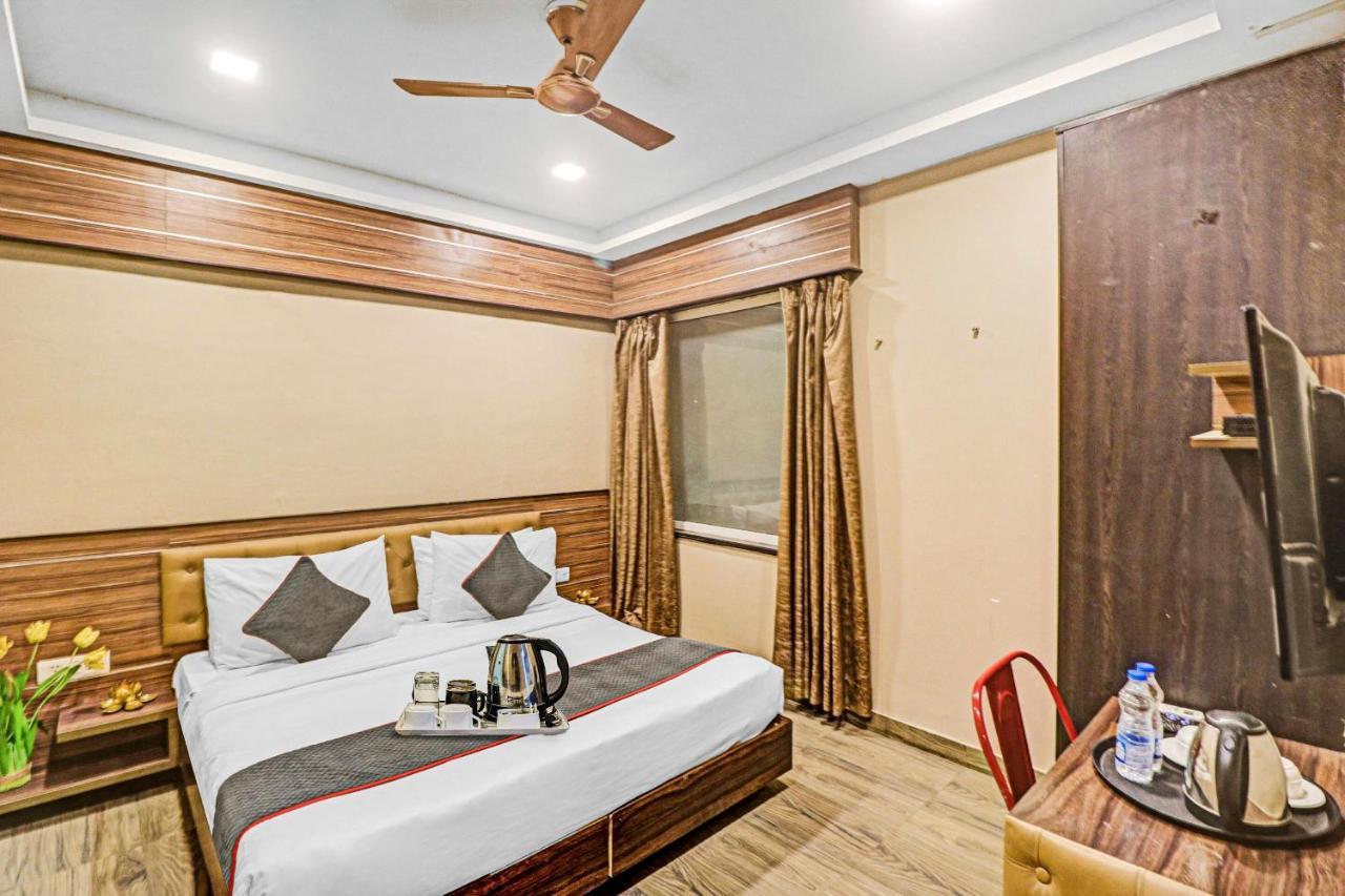 Townhouse 450 Dwarka Hotel Delhi  Buitenkant foto