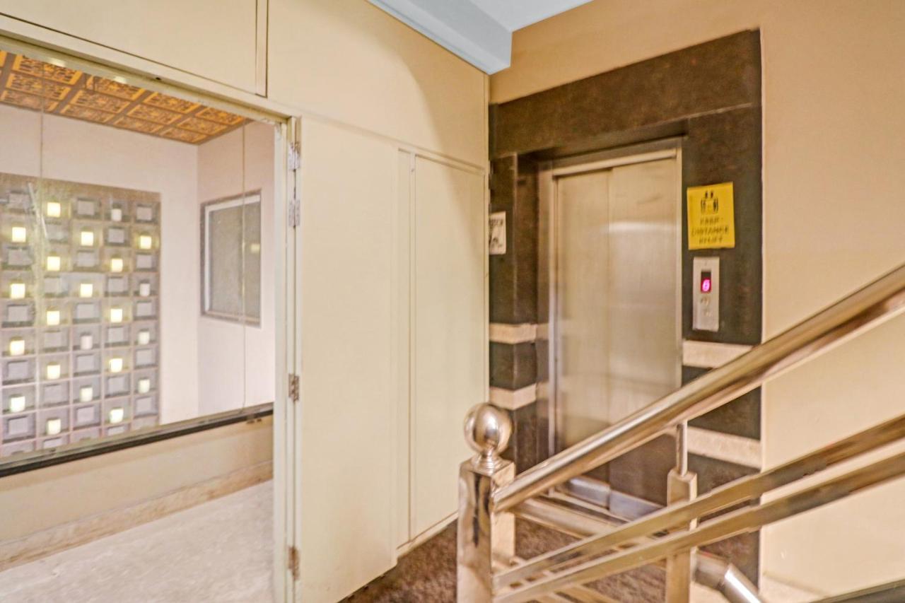 Townhouse 450 Dwarka Hotel Delhi  Buitenkant foto