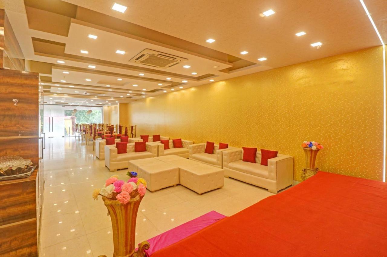 Townhouse 450 Dwarka Hotel Delhi  Buitenkant foto